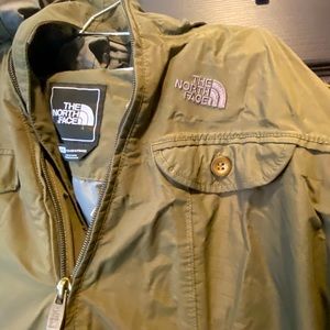 The North Face women’s parka/rain jacket trench style army green